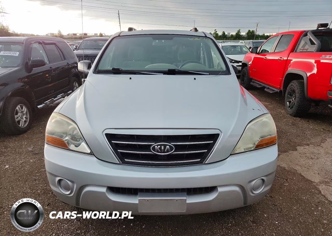 2008 Kia Sorento Base VIN:KNDJD735385818295 - 5