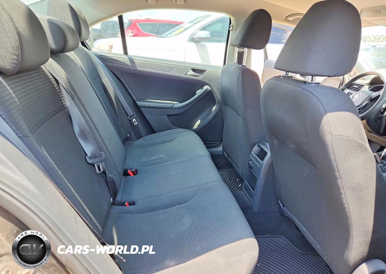 2015 Volkswagen Jetta Base VIN:3VW2K7AJ9FM333948 - 10