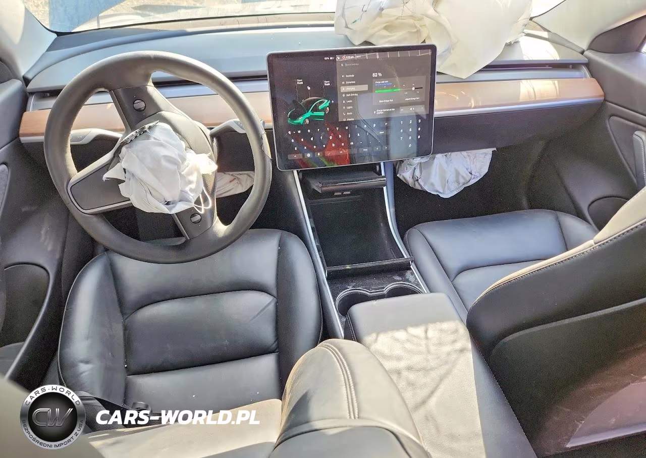 2018 Tesla Model 3 VIN:5YJ3E1EB9JF185070 - 8