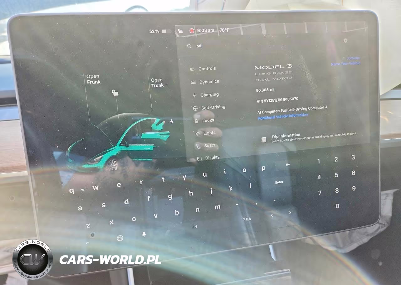 2018 Tesla Model 3 VIN:5YJ3E1EB9JF185070 - 9