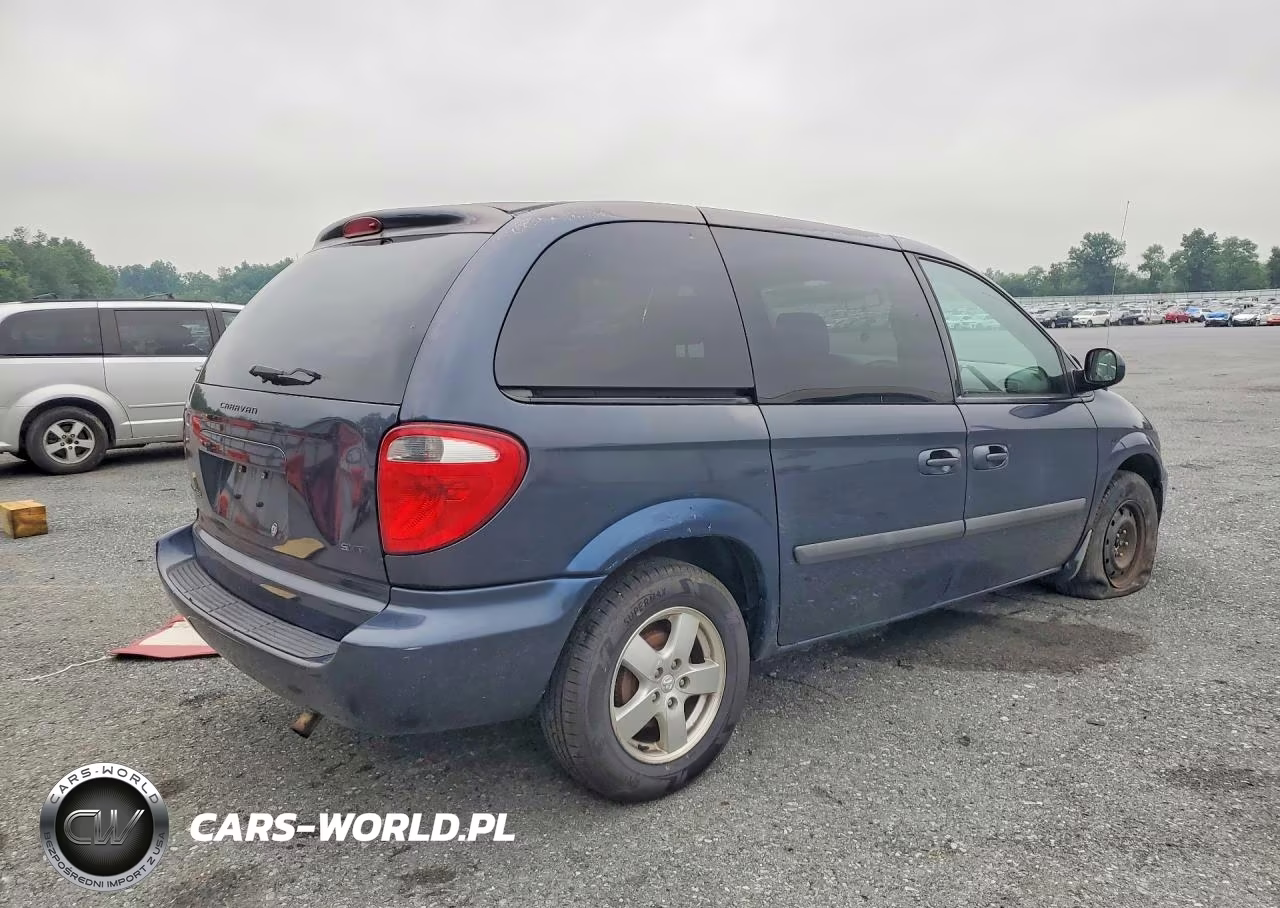 2007 Dodge Caravan Sxt VIN:1D8GP45R37B165744 - 3
