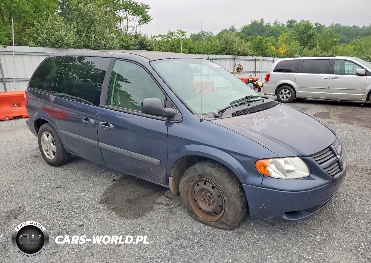 2007 Dodge Caravan Sxt VIN:1D8GP45R37B165744 - 4