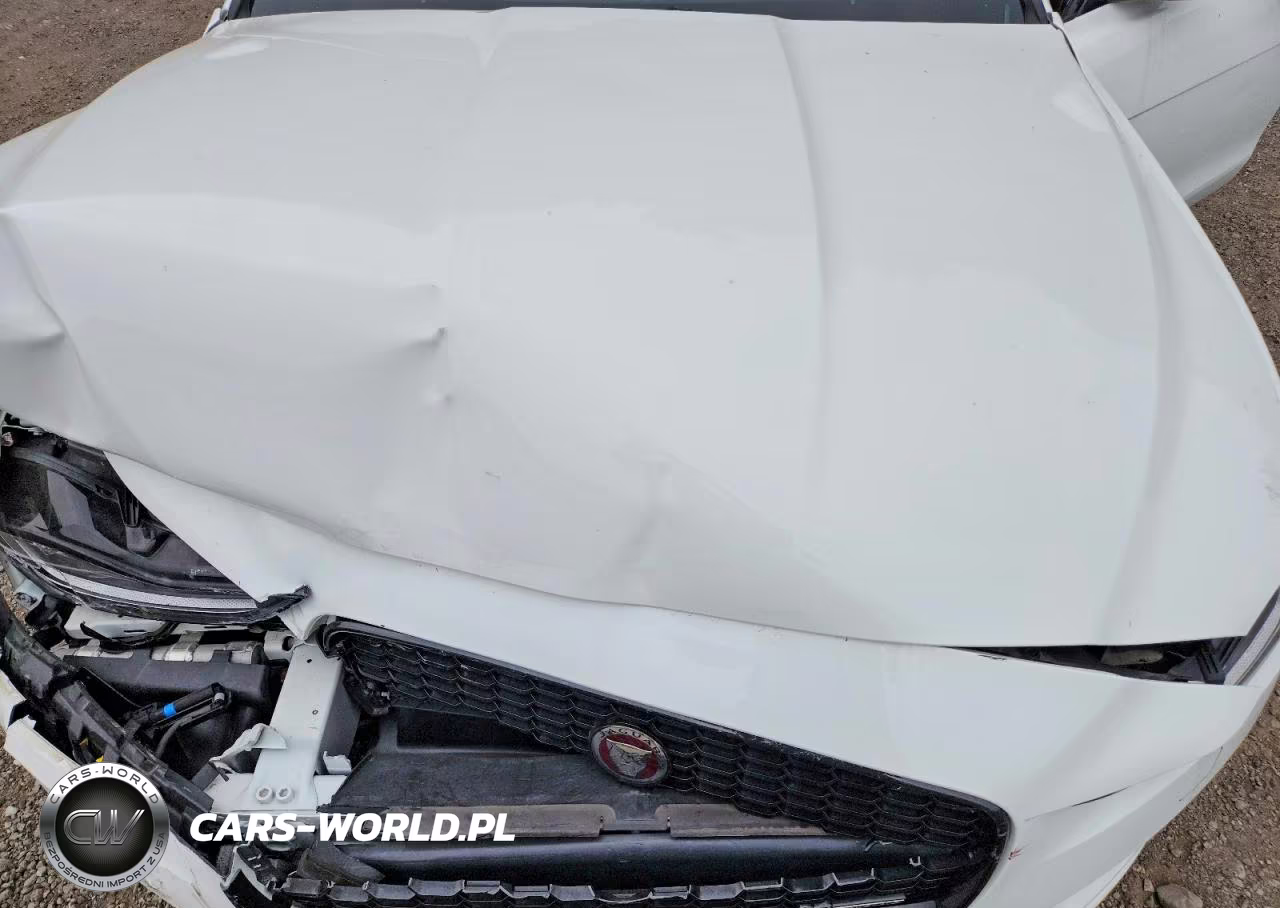 2020 Jaguar Xe R-Dynamic S VIN:SAJAT4GX8LCP59652 - 11