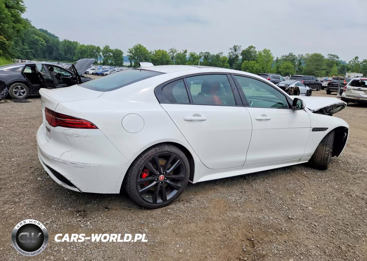 2020 Jaguar Xe R-Dynamic S VIN:SAJAT4GX8LCP59652 - 3