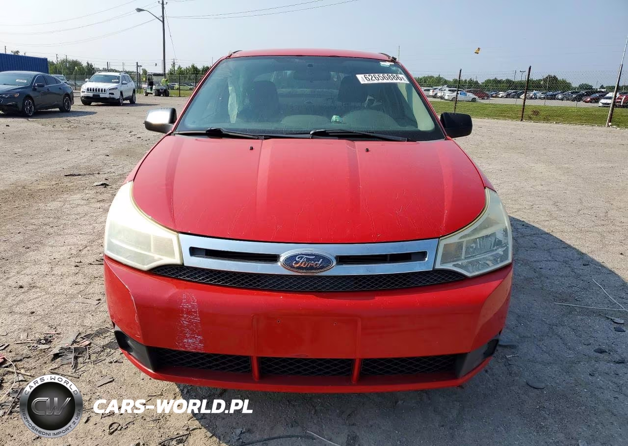 2008 Ford Focus Se VIN:1FAHP33NX8W137615 - 5