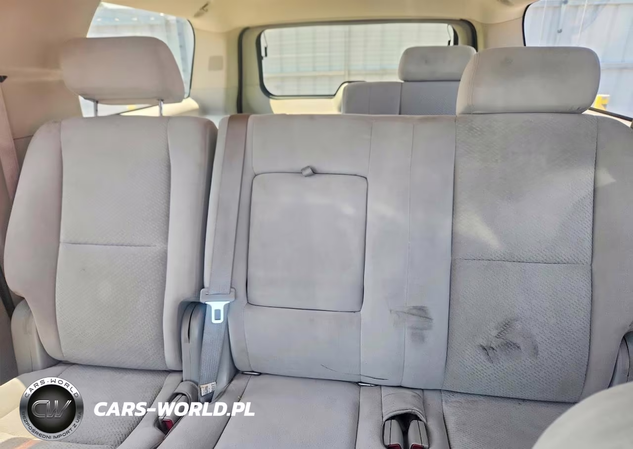 2008 Chevrolet Suburban K1500 Ls VIN:3GNFK16328G173058 - 10