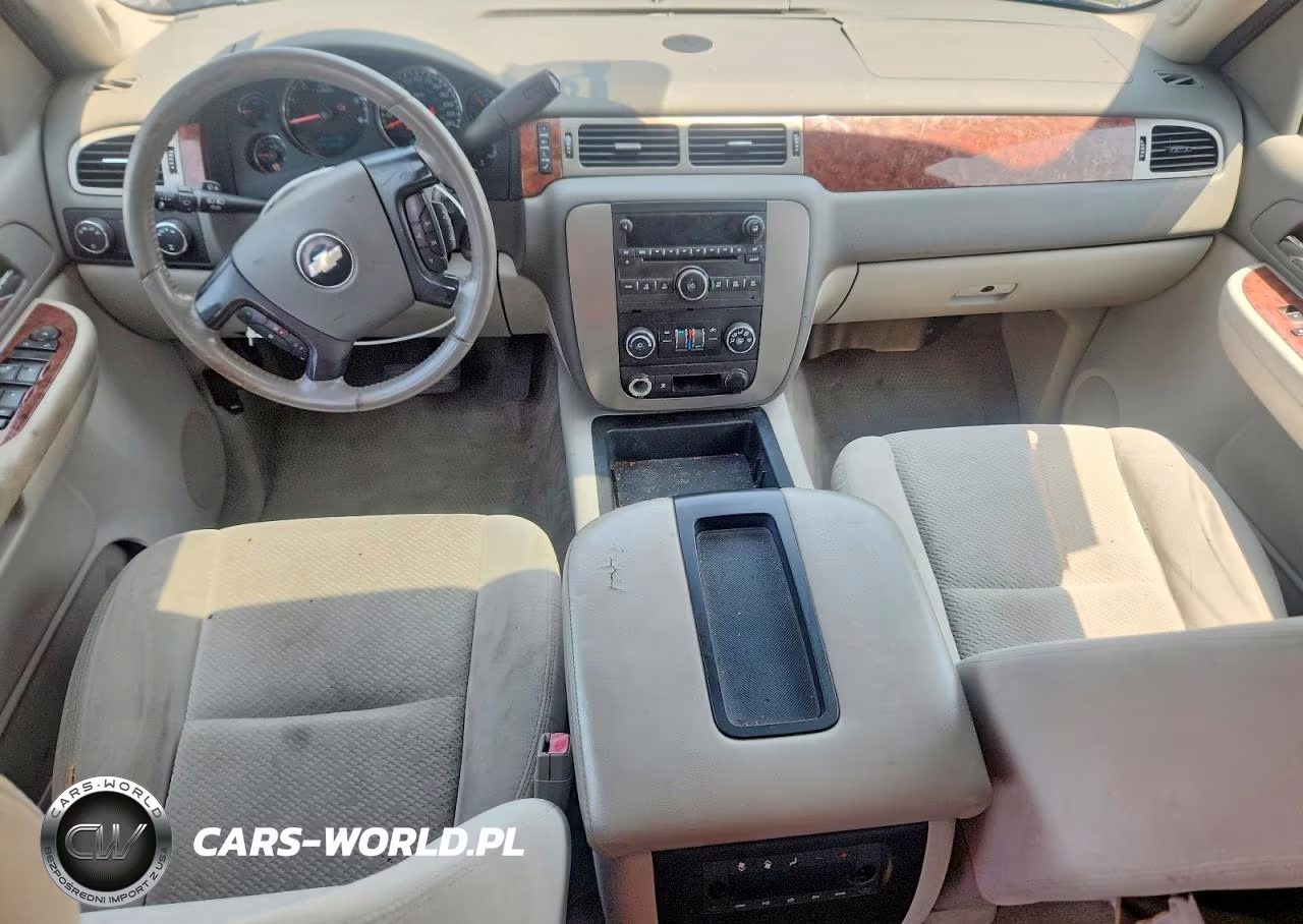 2008 Chevrolet Suburban K1500 Ls VIN:3GNFK16328G173058 - 8