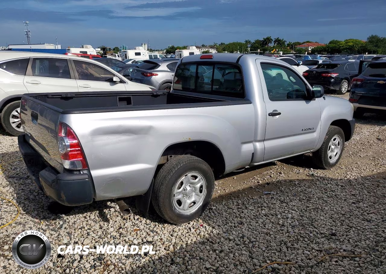 2010 Toyota Tacoma Base VIN:5TENX4CN6AZ694114 - 3