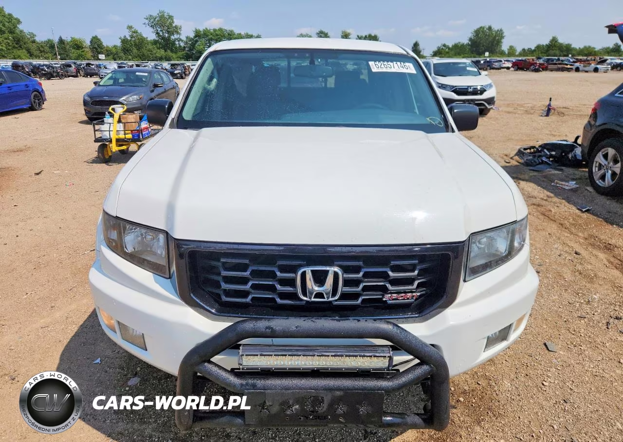 2014 Honda Ridgeline Sport VIN:5FPYK1F7XEB010218 - 5