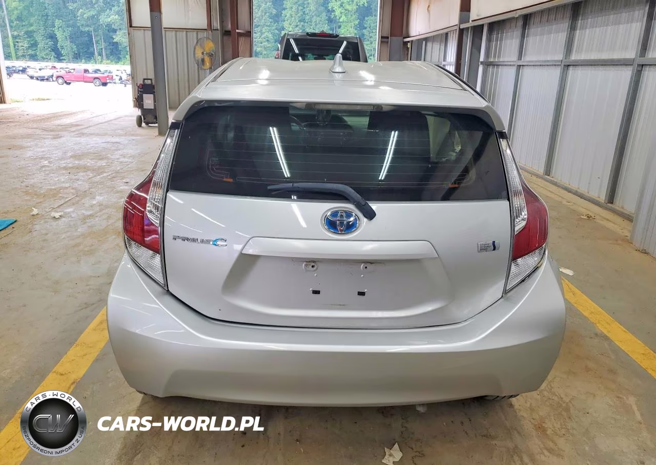 2015 Toyota Prius C One VIN:JTDKDTB39F1111767 - 6