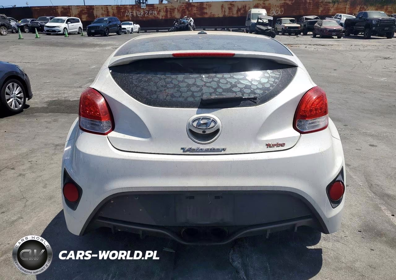 2016 Hyundai Veloster VIN:KMHTC6AE8GU302765 - 6