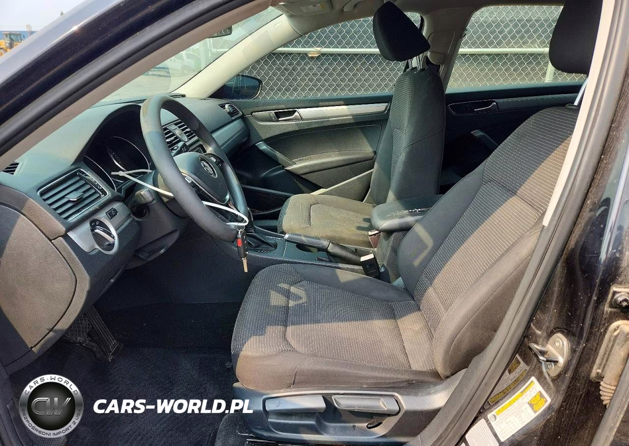 2017 Volkswagen Passat S VIN:1VWAT7A30HC042723 - 7