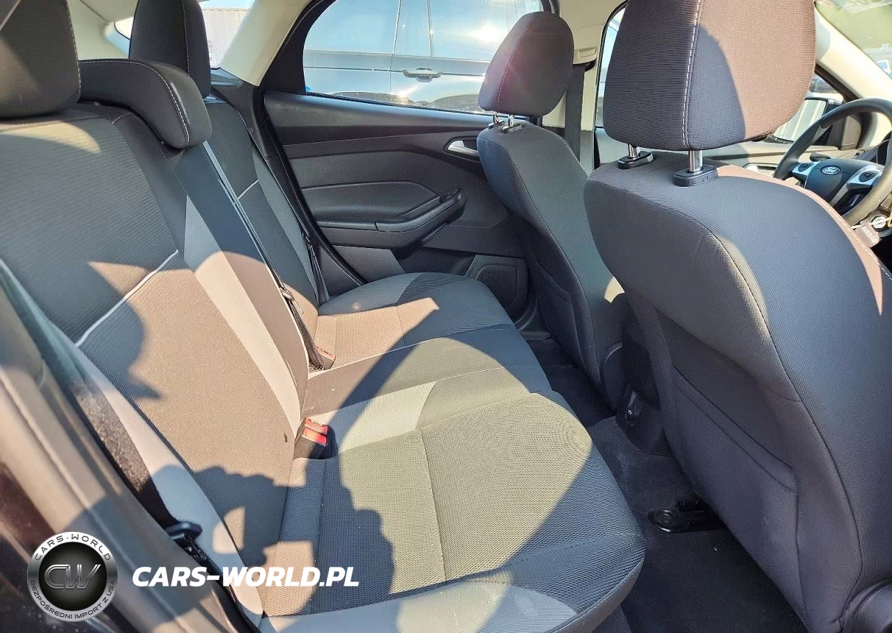 2013 Ford Focus Se VIN:1FADP3K24DL350402 - 10