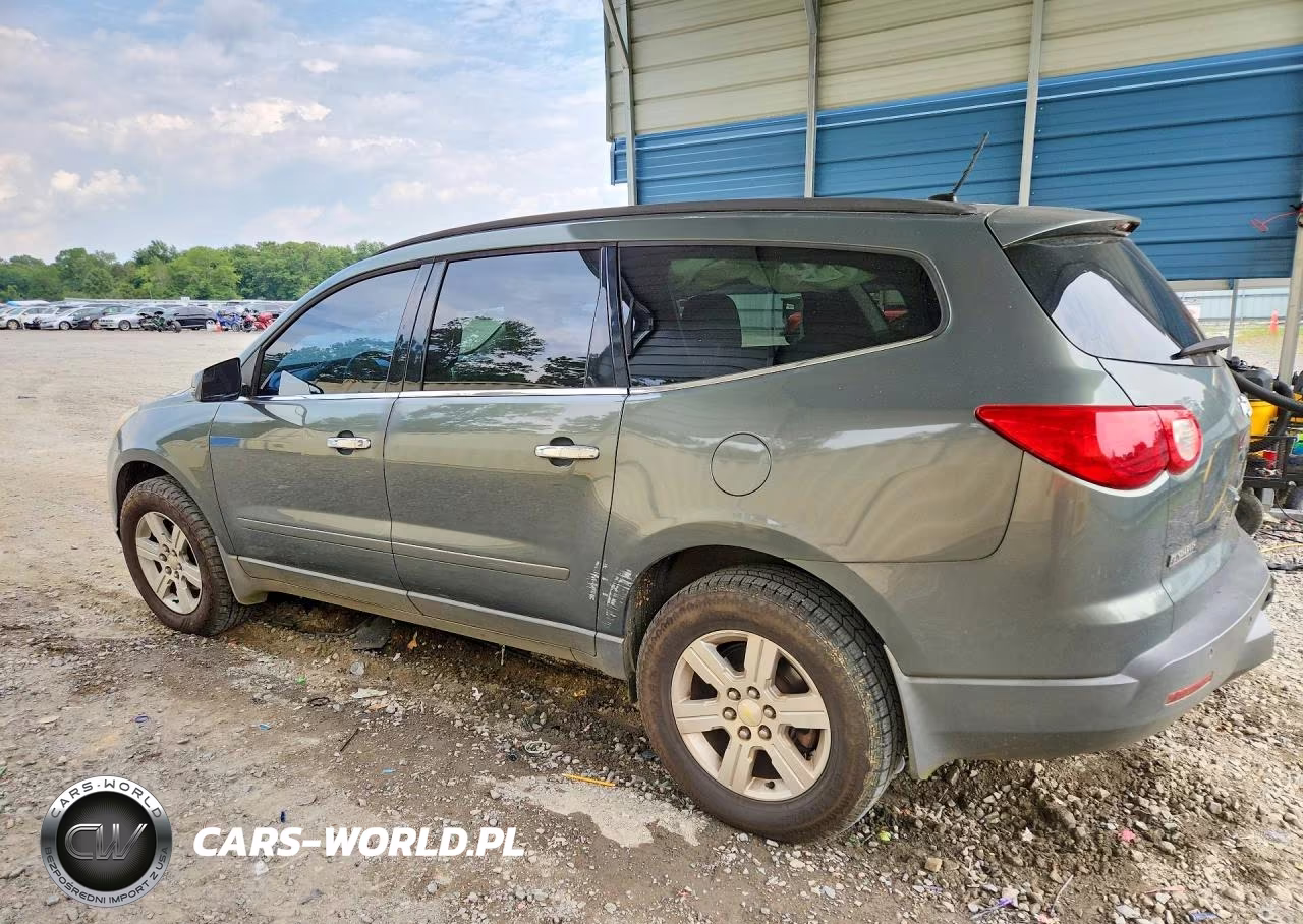 2011 Chevrolet Traverse Lt VIN:1GNKRGED3BJ145766 - 2