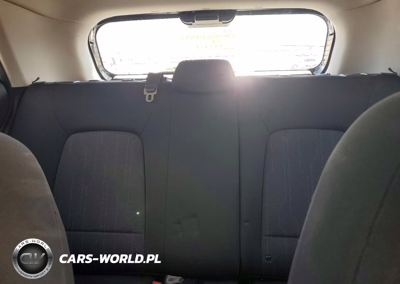 2020 Hyundai Venue Se VIN:KMHRB8A32LU037407 - 10