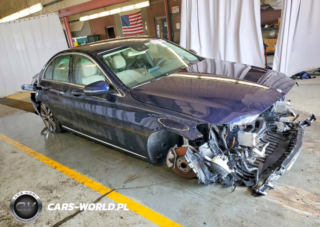 2016 Mercedes-Benz C 300 VIN:55SWF4JB9GU149887 - 4