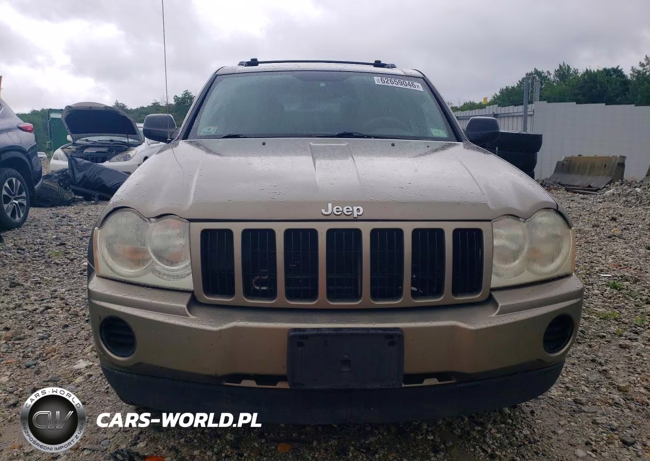 2005 Jeep Grand Cherokee Laredo VIN:1J4GR48K55C674937 - 5
