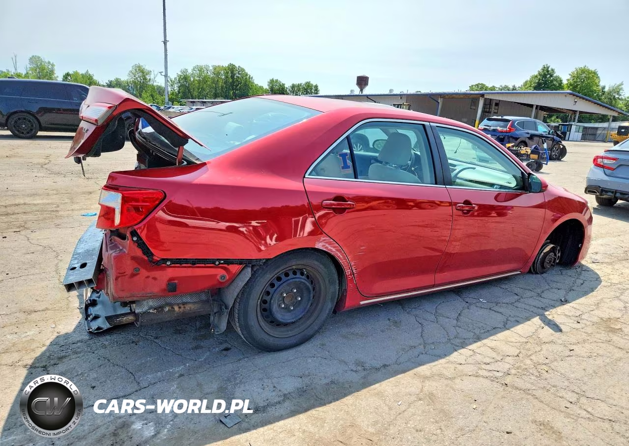 2013 Toyota Camry Le VIN:4T1BF1FK1DU649869 - 3