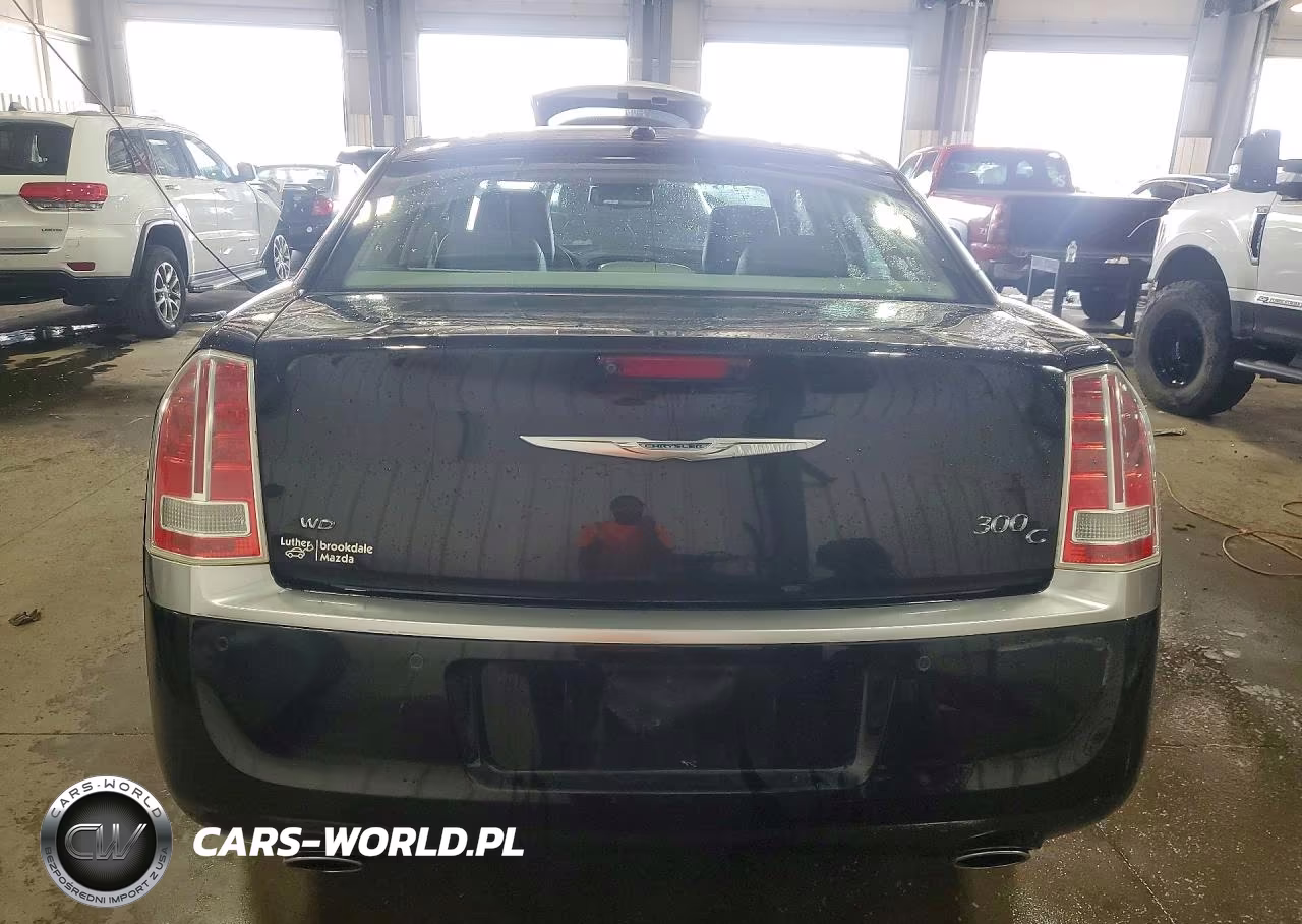 2013 Chrysler 300C Luxury VIN:2C3CCASG8DH547463 - 6