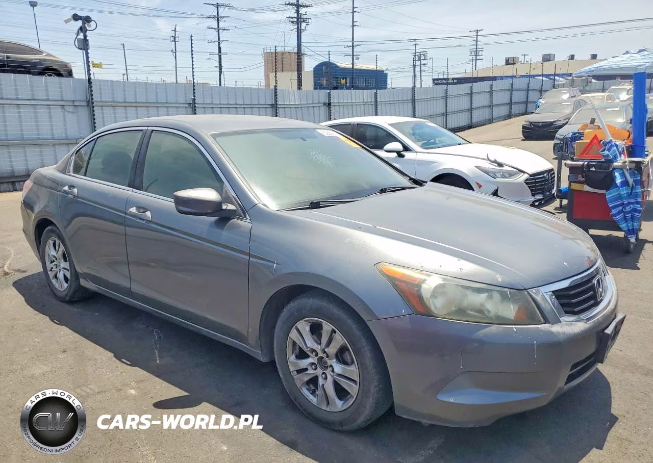 2010 Honda Accord Lxp VIN:1HGCP2F45AA005612 - 4