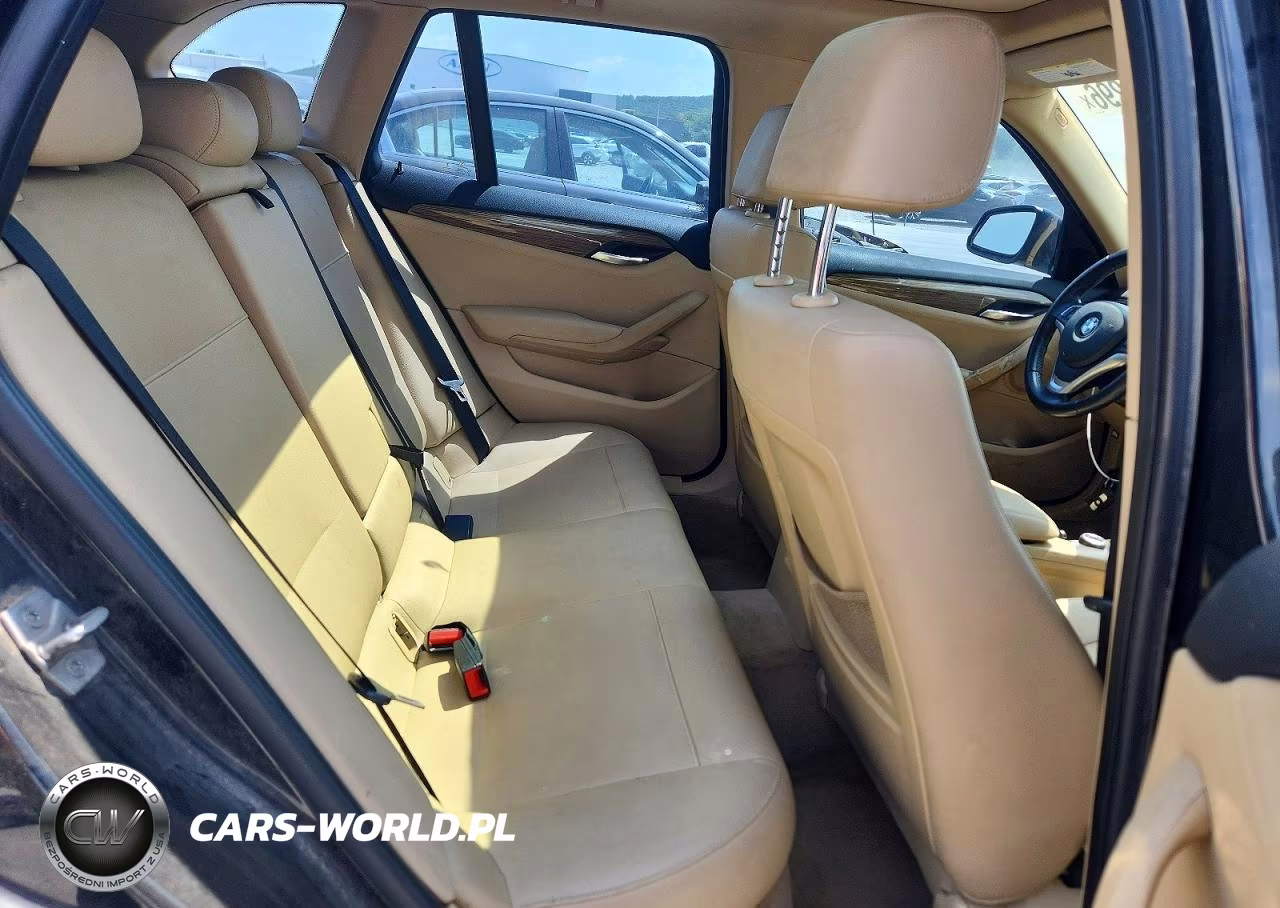 2014 BMW X1 xDrive35I VIN:WBAVM5C56EVV93210 - 10