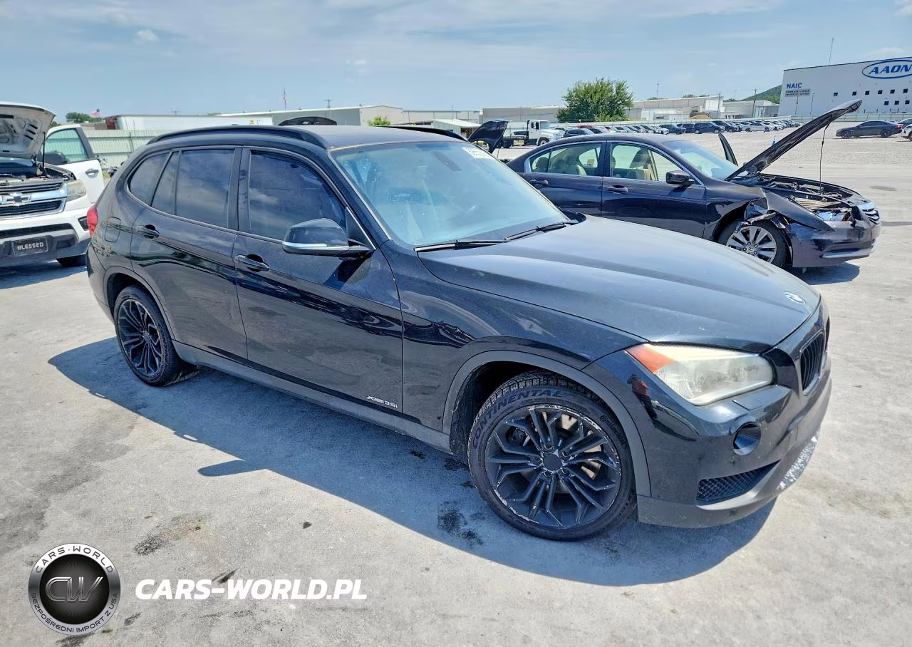 2014 BMW X1 xDrive35I VIN:WBAVM5C56EVV93210 - 4