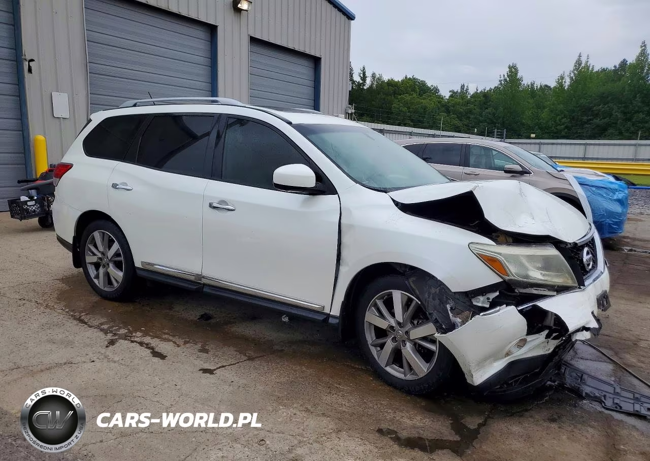 2016 Nissan Pathfinder Platinum VIN:5N1AR2MN7GC621171 - 4