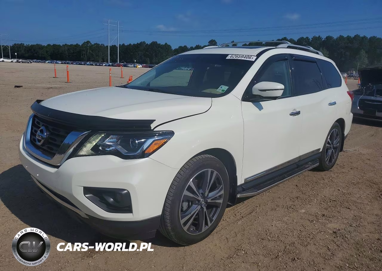 2017 Nissan Pathfinder Platinum – zdjęcie 1 z 13