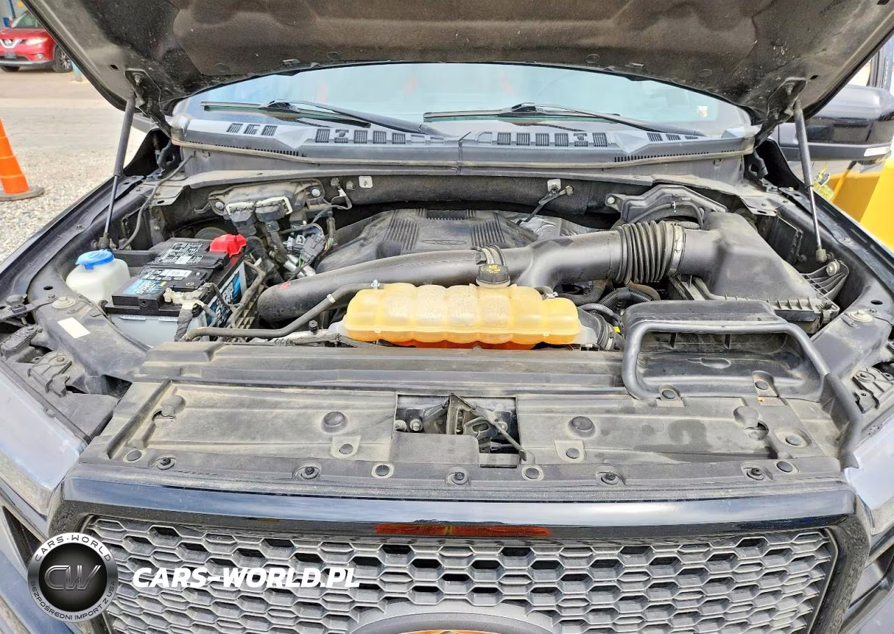 2018 Ford F150 Supercrew VIN:1FTEW1EG1JFD03268 - 12
