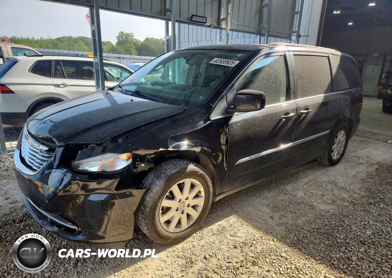 2016 Chrysler Town & Country Touring – zdjęcie 1 z 13