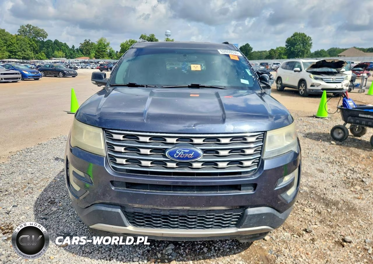 2017 Ford Explorer Xlt VIN:1FM5K7D8XHGA84867 - 5