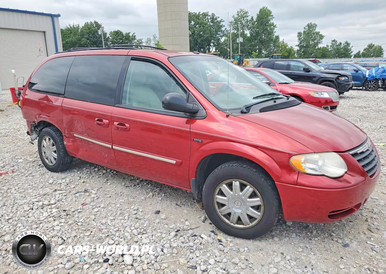2007 Chrysler Town & Country Touring VIN:2A4GP54L07R279844 - 4