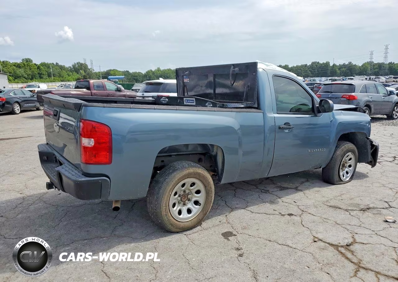 2011 Chevrolet Silverado C1500 VIN:1GCNCPEX8BZ455575 - 3