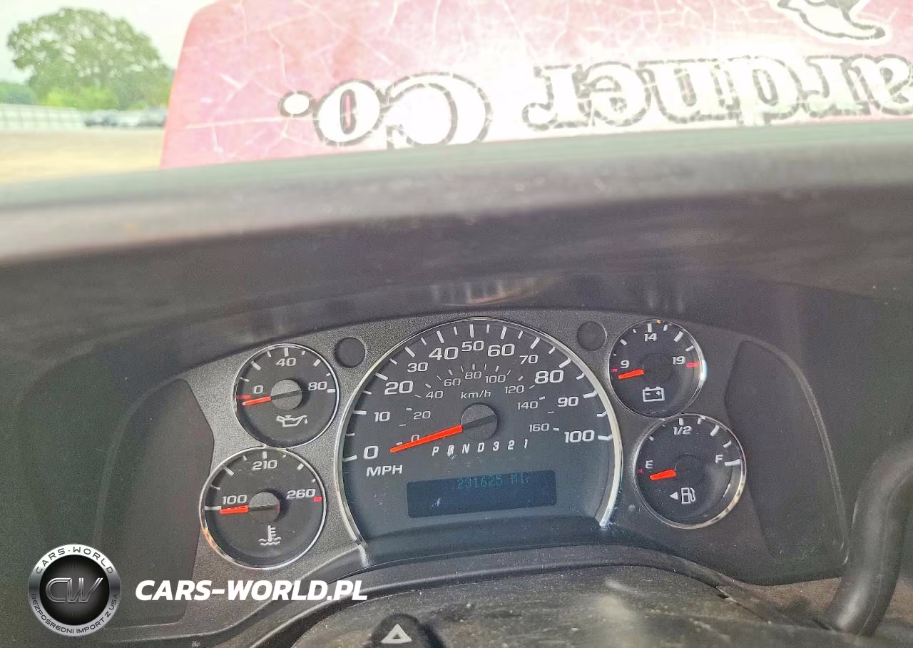 2009 Chevrolet Express G2500 VIN:1GCGG25C391113876 - 9