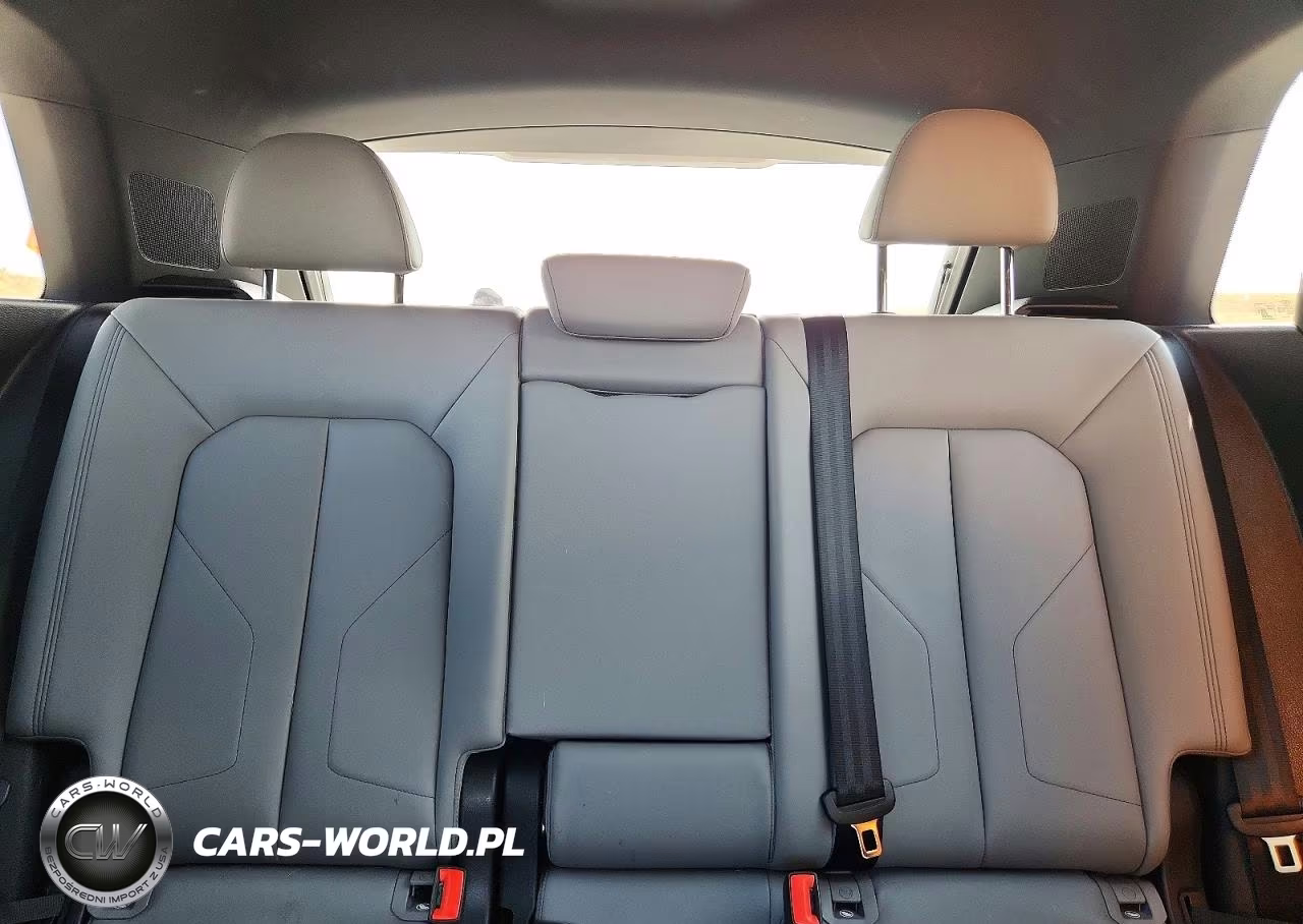 2020 Audi Q3 Prestige S-Line VIN:WA1FECF37L1085443 - 10