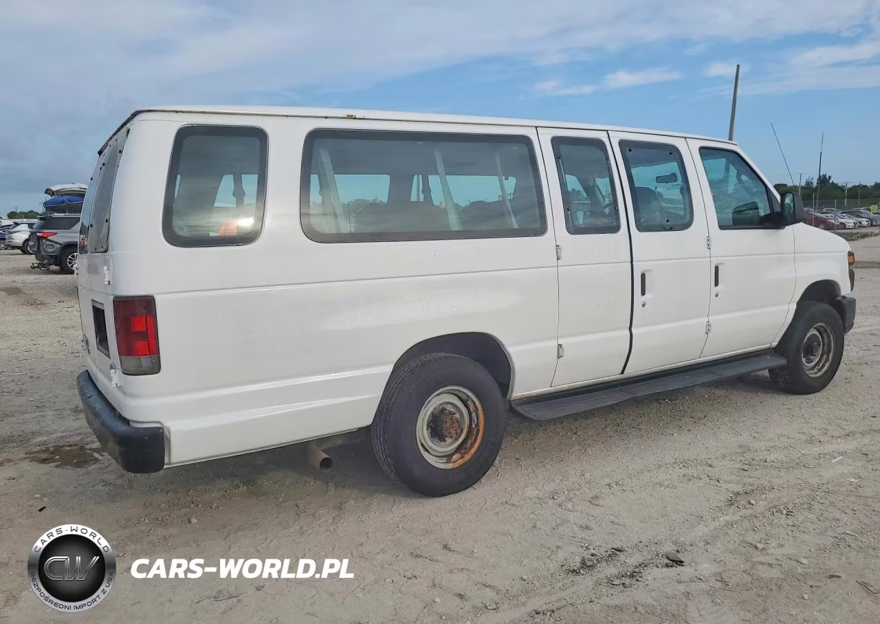 2008 Ford Econoline E350 Super Duty Wagon VIN:1FBSS31L48DA66069 - 3