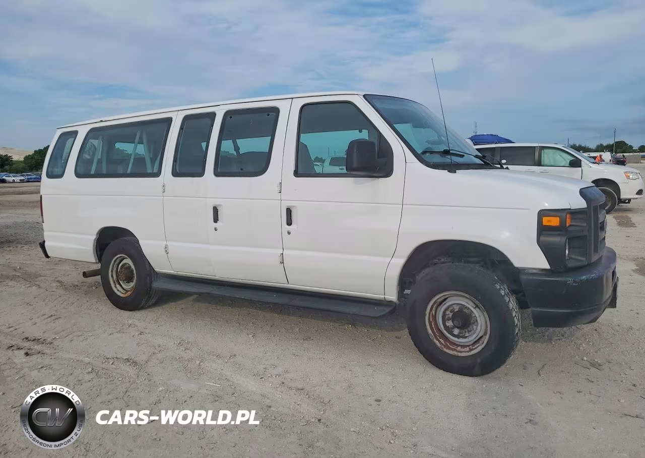 2008 Ford Econoline E350 Super Duty Wagon VIN:1FBSS31L48DA66069 - 4
