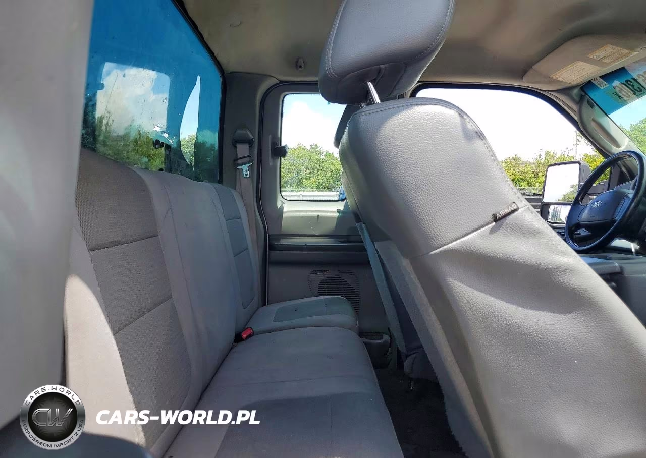2005 Ford F250 Super Duty VIN:1FTSX21PX5EB30468 - 10