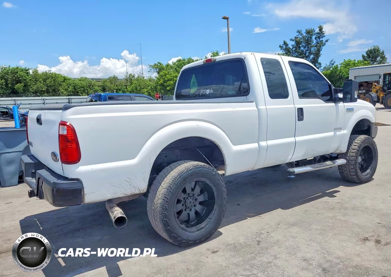 2005 Ford F250 Super Duty VIN:1FTSX21PX5EB30468 - 3