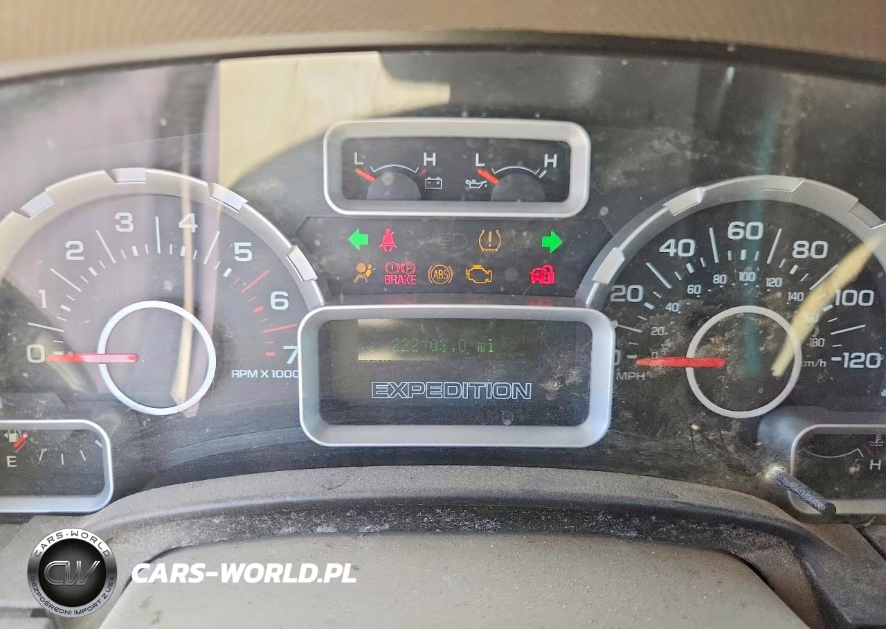 2008 Ford Expedition Xlt VIN:1FMFU15508LA08209 - 9