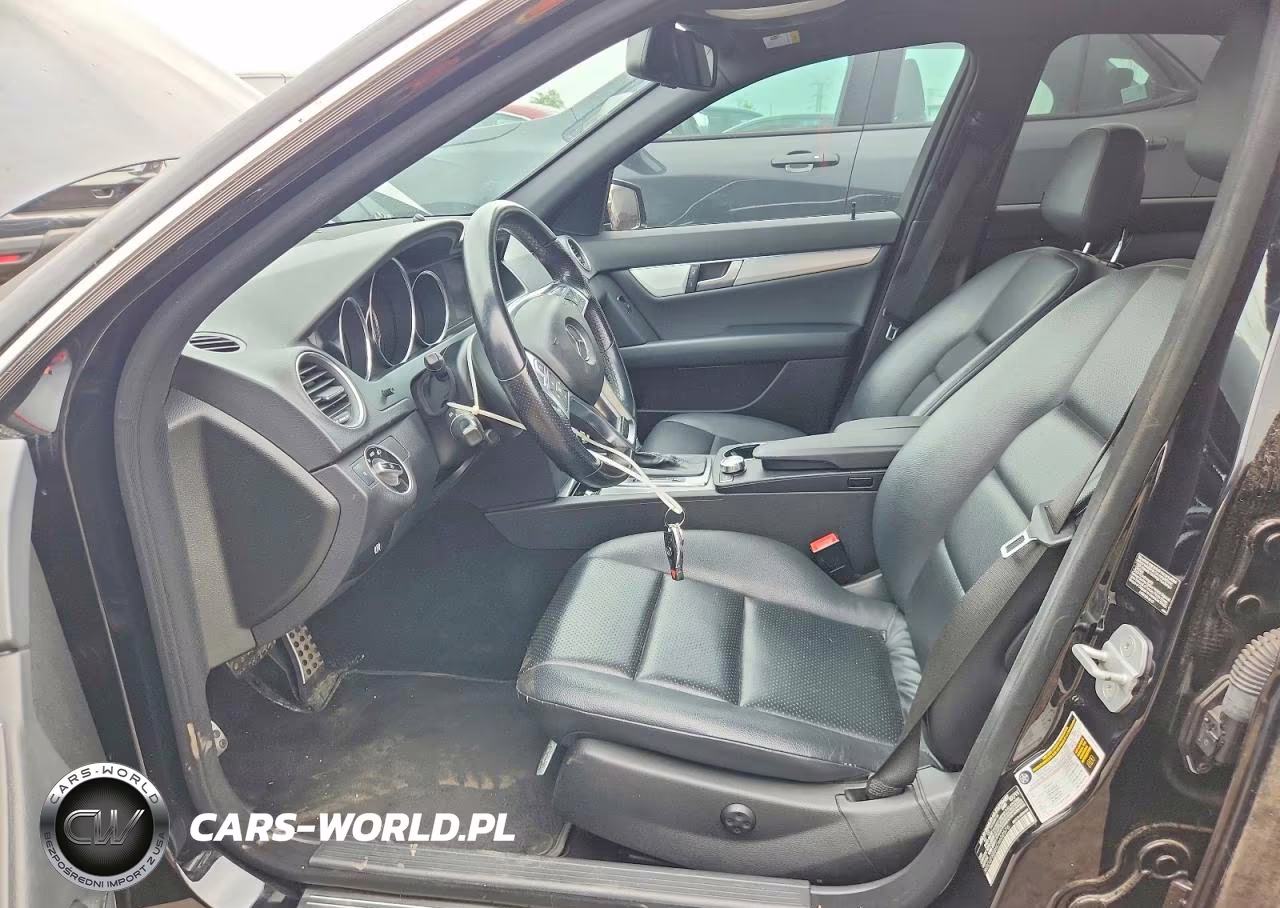 2012 Mercedes-Benz C 300 4Matic VIN:WDDGF8BB6CA602576 - 7