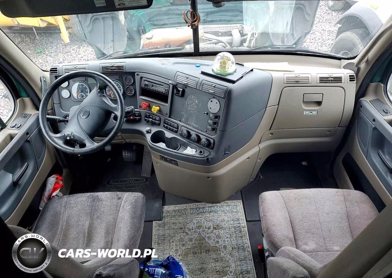 2017 Freightliner Cascadia 125 Semi Truck VIN:3AKJGLDR9HSHP0976 - 8