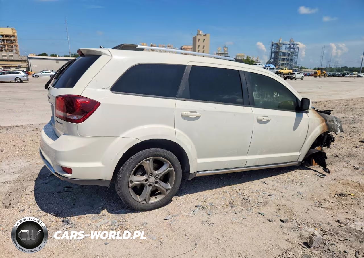2017 Dodge Journey Crossroad VIN:3C4PDDGG8HT578844 - 3