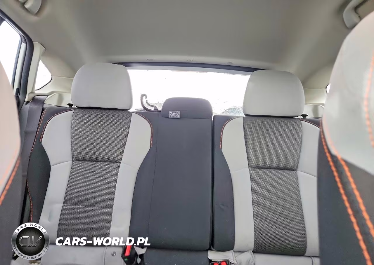 2018 Subaru Crosstrek Premium VIN:JF2GTABC1JH247602 - 10