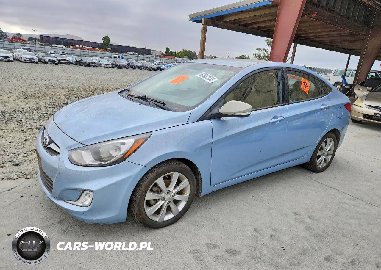 2013 Hyundai Accent Gls – zdjęcie 1 z 12