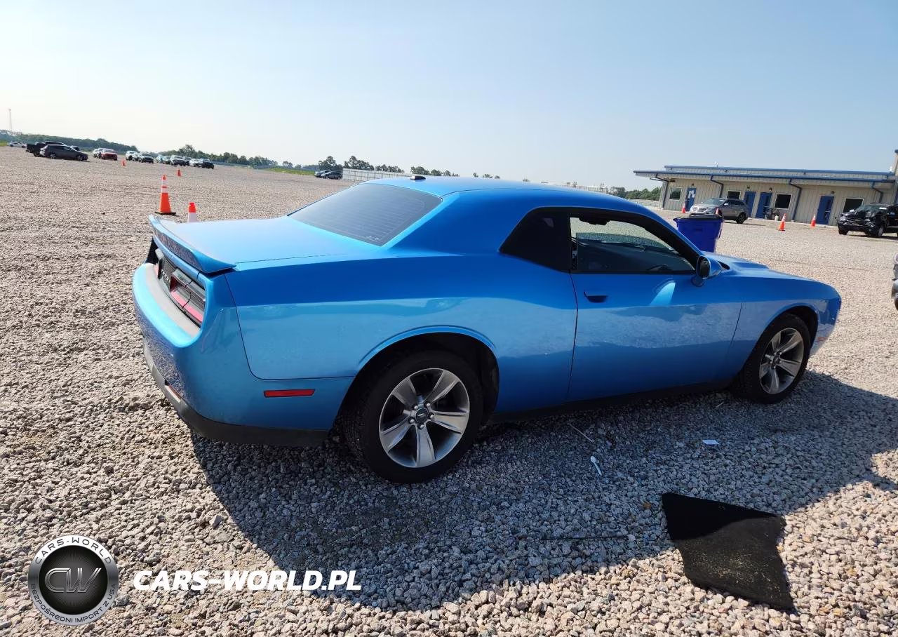 2019 Dodge Challenger Sxt VIN:2C3CDZAGXKH671891 - 3