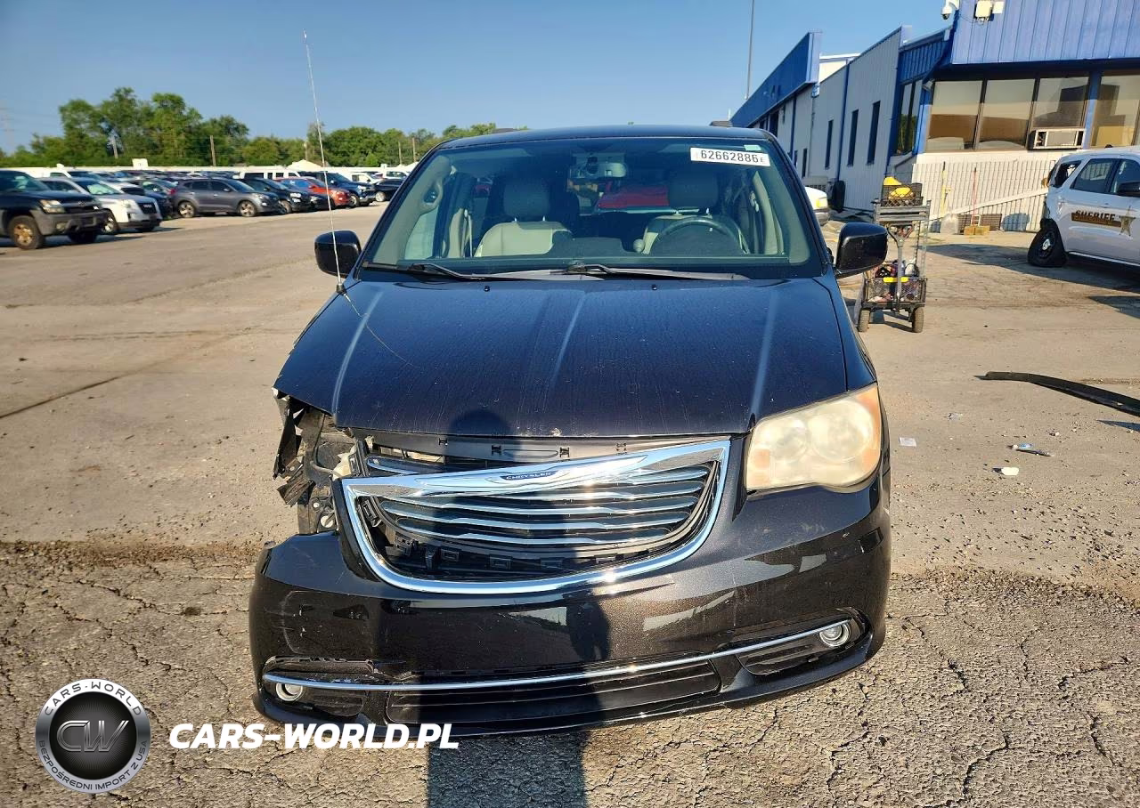 2014 Chrysler Town & Country Touring VIN:2C4RC1BG8ER348429 - 5