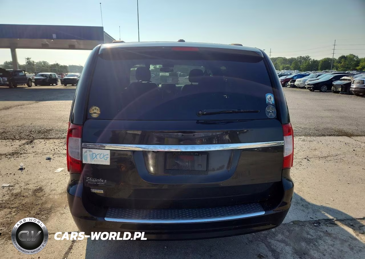 2014 Chrysler Town & Country Touring VIN:2C4RC1BG8ER348429 - 6