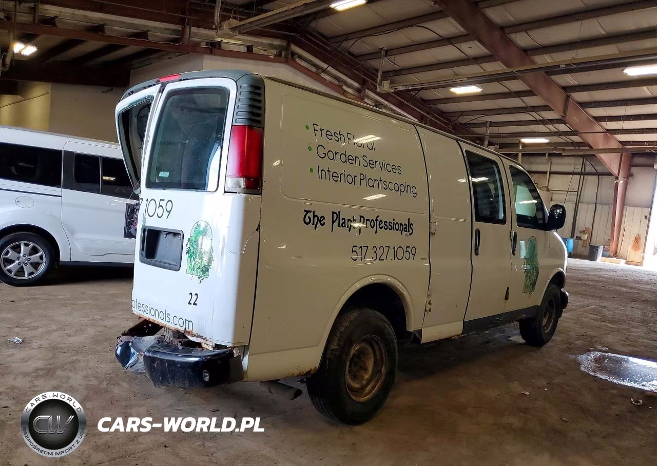 1999 Chevrolet Express G1500 VIN:1GCFG15W6X1098514 - 3