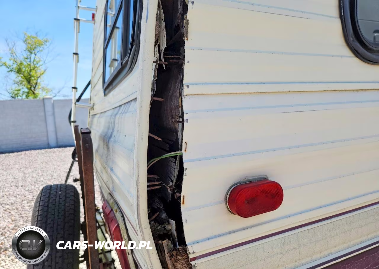 1991 Hitchhiker Camper VIN:1C932JM09MA002993 - 9